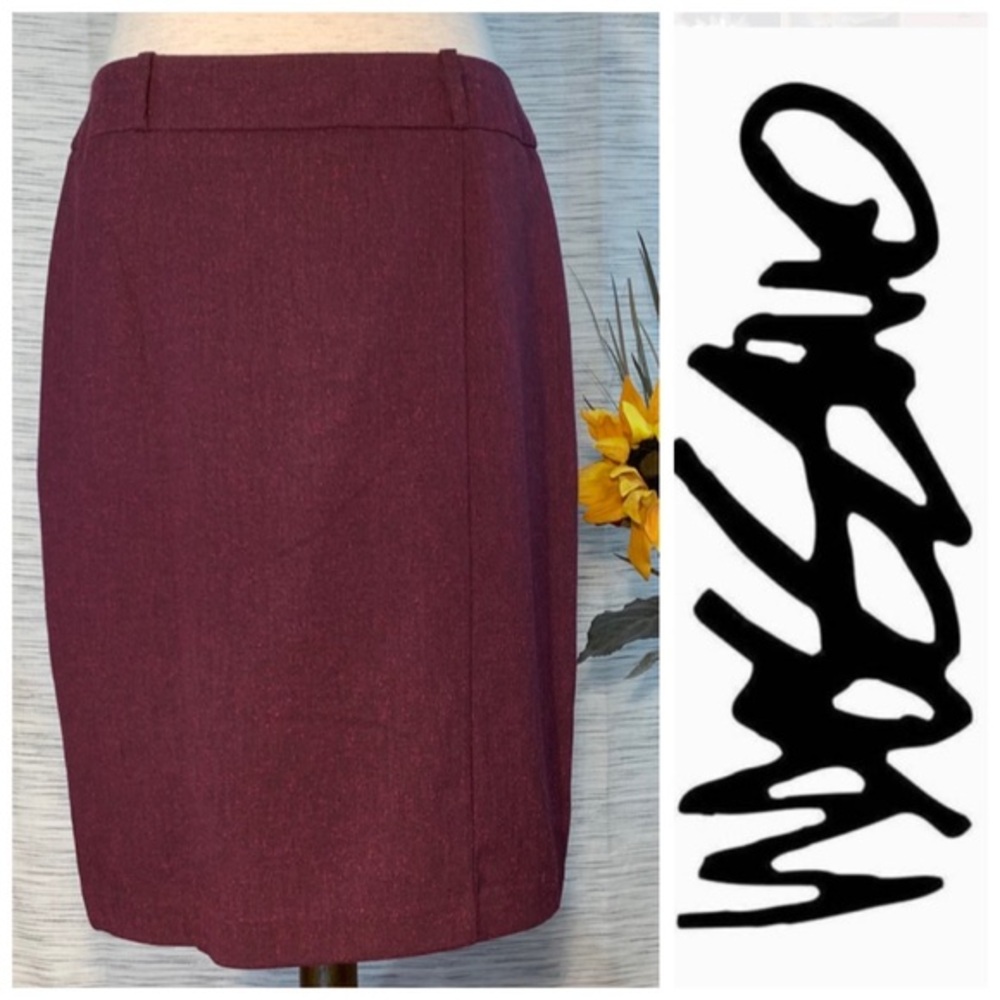 Mossimo purple/black tweed pencil skirt.